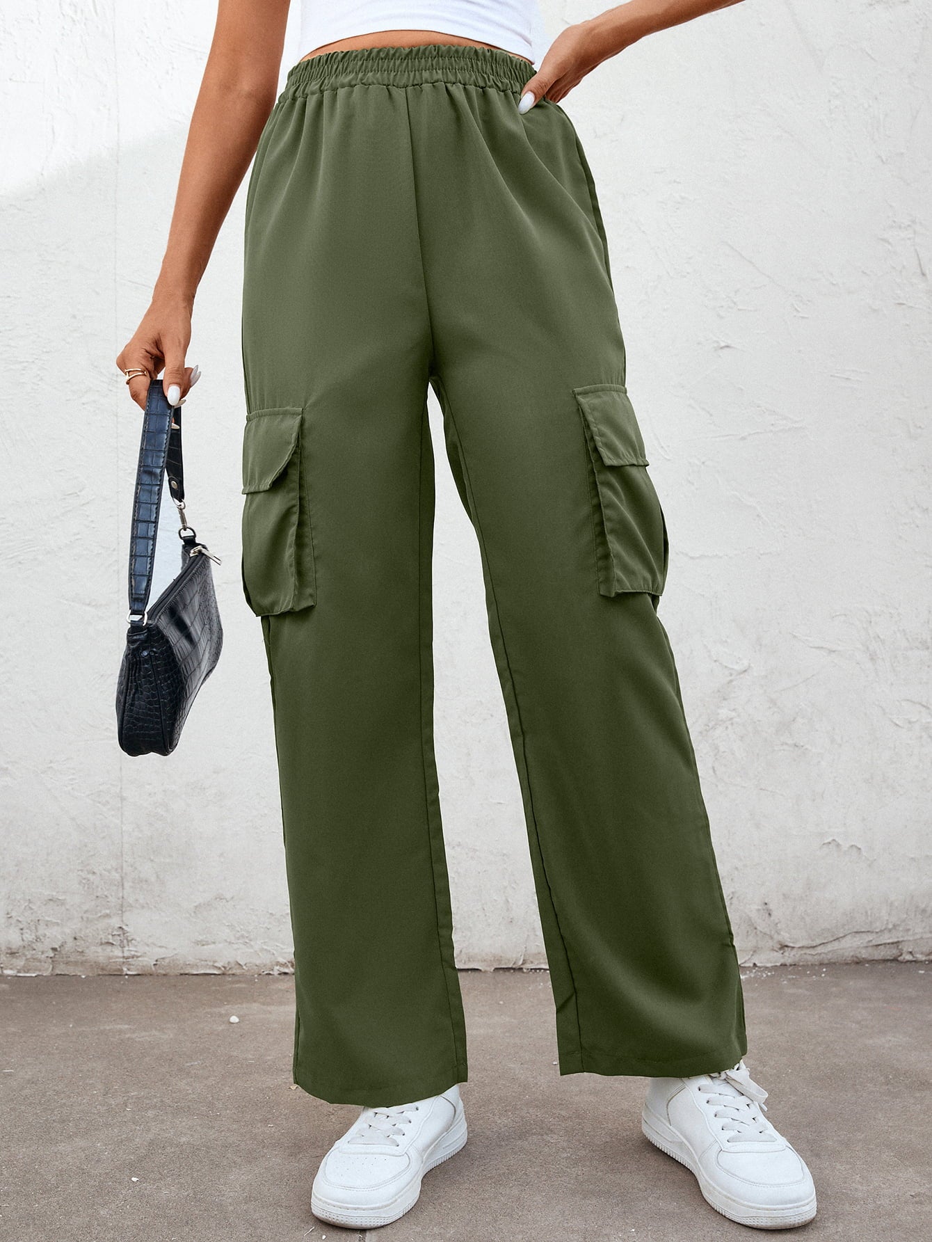 Elastic Waist Straight Leg Cargo Pants